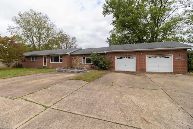 single story home featuring a garage