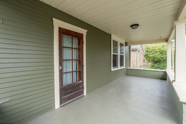 view of patio featuring covered porch