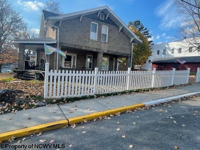 view of front of house with a porch