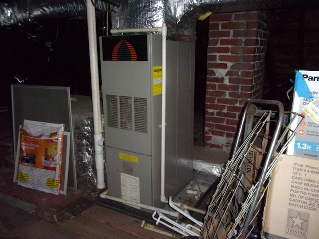 193 E Main St, Salem, WV 26426 - utilities with heating unit
