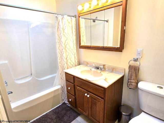 full bathroom with vanity, toilet, and shower / bathtub combination with curtain