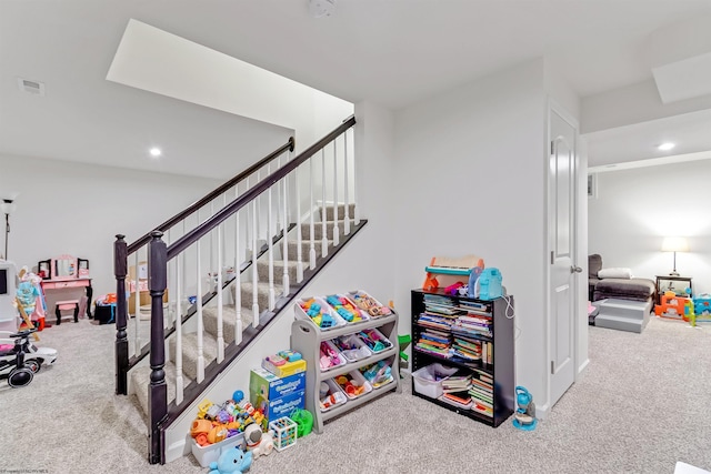 game room featuring carpet