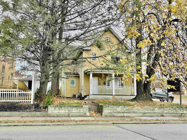 view of front of house with a porch