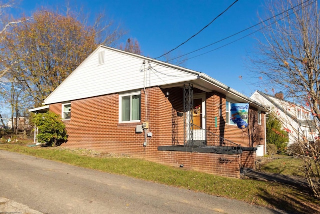 view of home's exterior