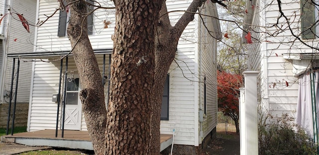 view of property exterior