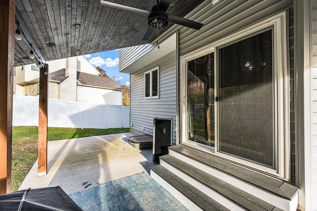 view of patio with ceiling fan