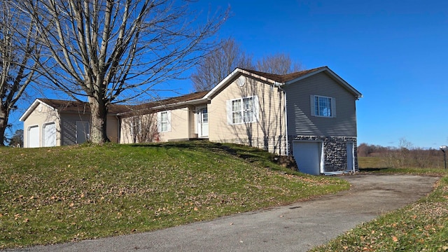 view of front of home with a front yard