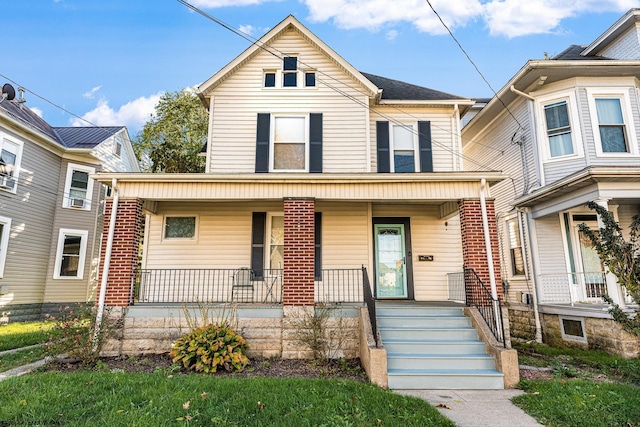 view of front of house featuring a porch