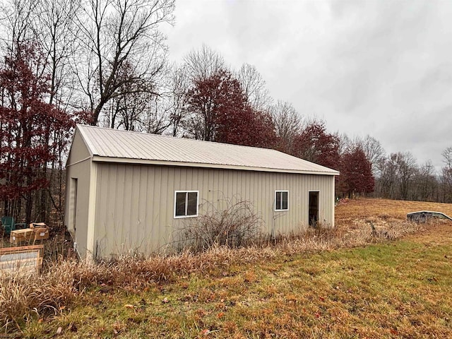 view of outbuilding