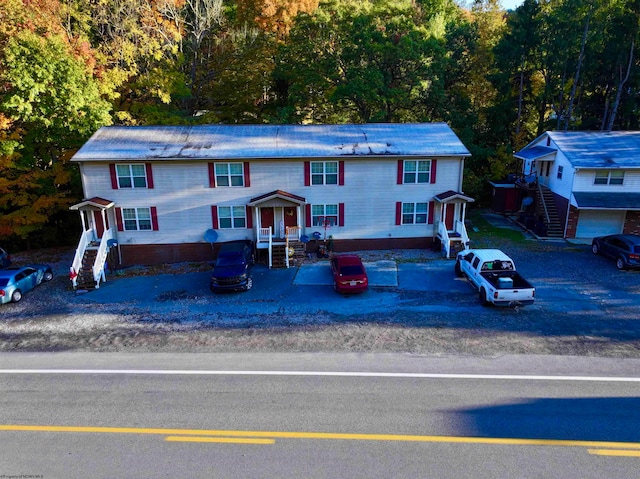 view of front of house