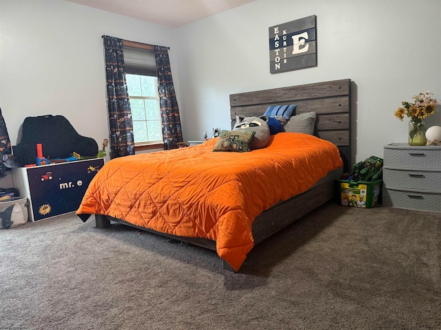 bedroom featuring carpet floors