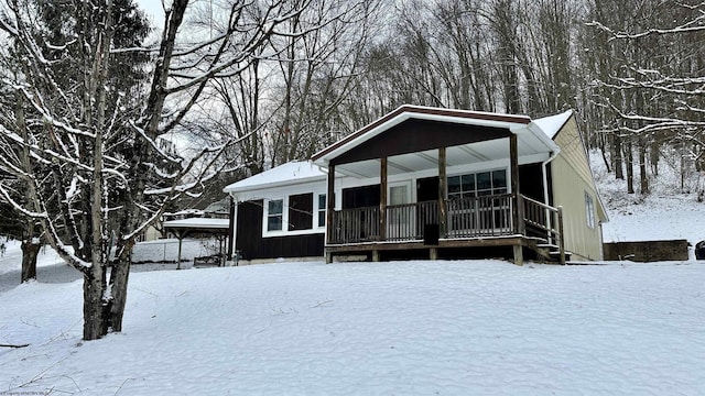 view of front of house featuring a porch