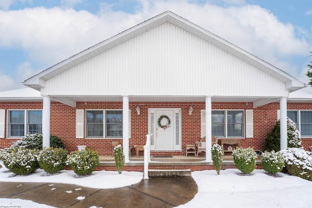 view of front of house with a porch