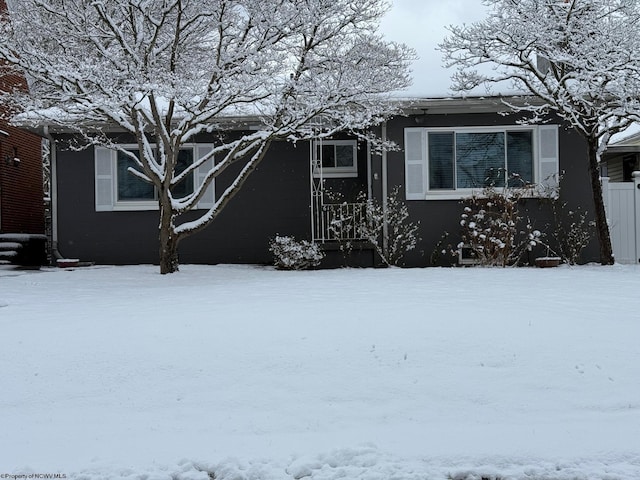 view of front of house