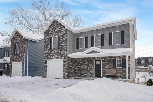 view of front facade featuring a garage