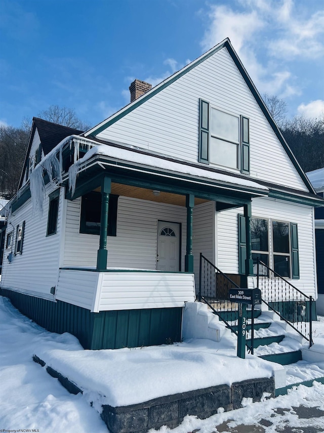 view of front of property with covered porch