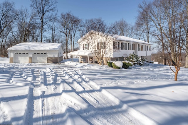 view of front facade with a garage