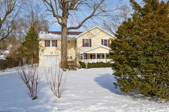 view of front facade featuring a garage