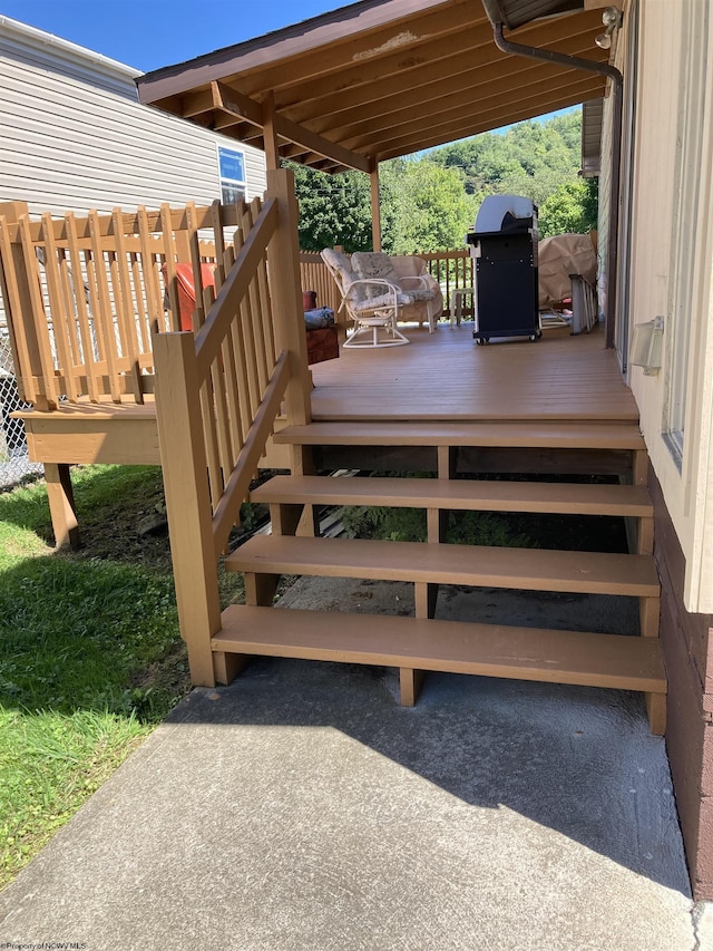 deck with grilling area