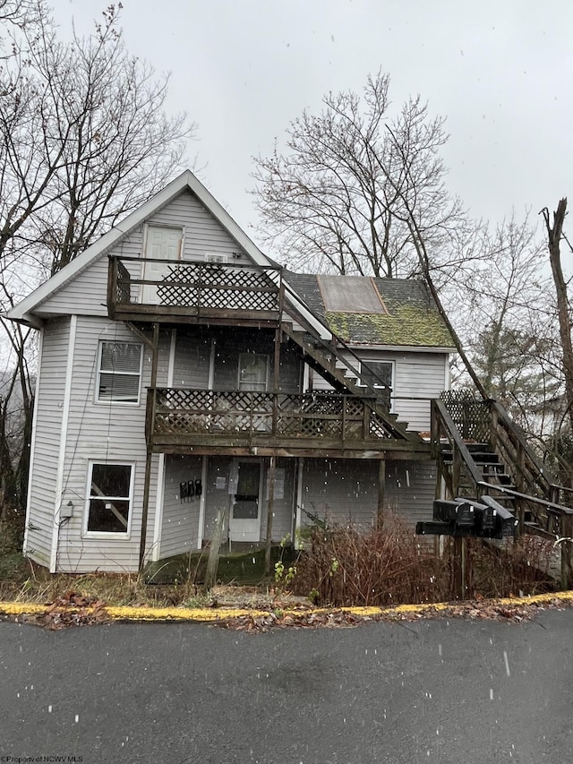 view of front of house