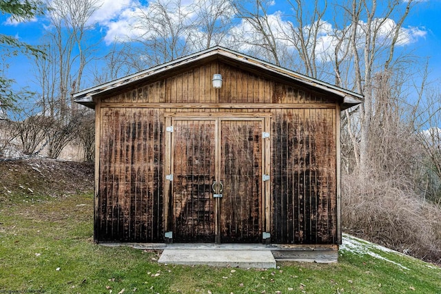 view of outbuilding featuring an outbuilding