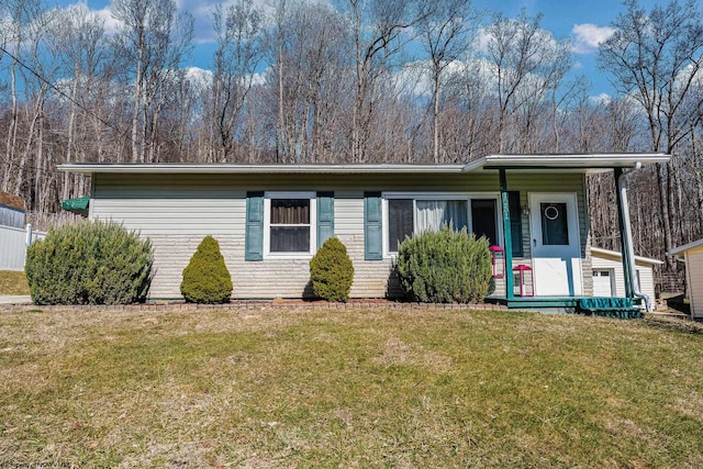 view of front of home with a front yard