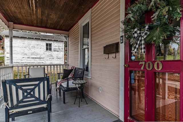 view of patio / terrace with covered porch