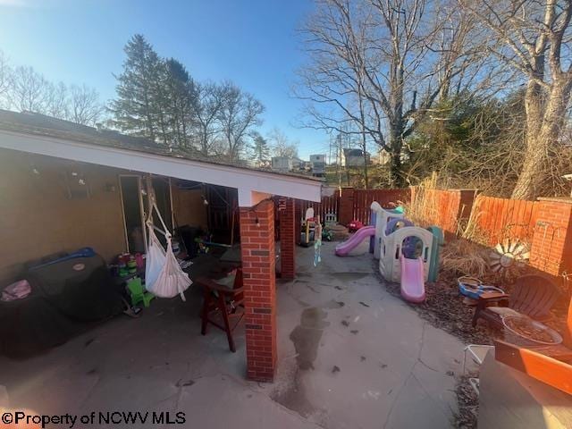 15401/2 Country Club Rd, Fairmont, WV 26554 - view of patio / terrace
