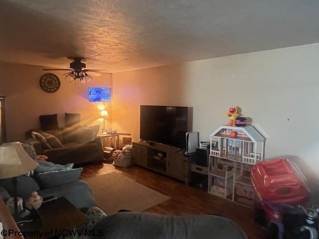 15401/2 Country Club Rd, Fairmont, WV 26554 - living room with wood finished floors and a ceiling fan