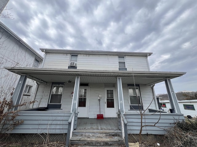 view of front of property with covered porch