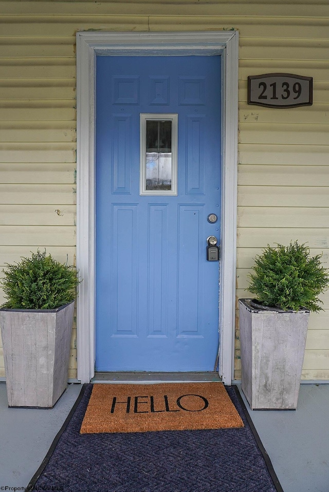 view of entrance to property