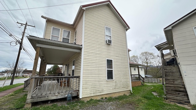 view of side of home