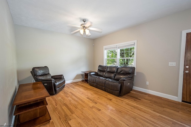 306 Villa View Dr, Morgantown, WV 26505 - living area with light wood-type flooring, baseboards, and ceiling fan