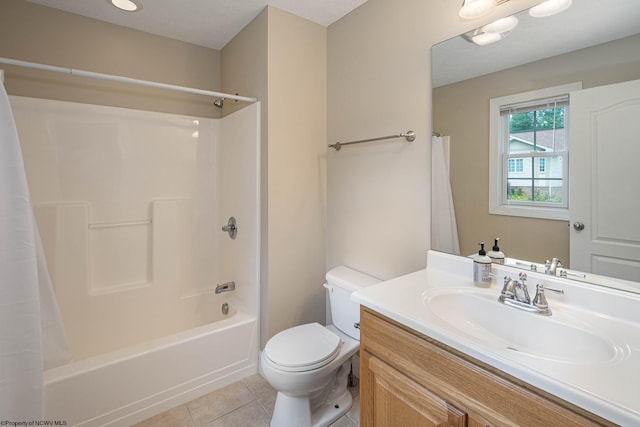 306 Villa View Dr, Morgantown, WV 26505 - bathroom with shower / tub combo, toilet, vanity, and tile patterned floors
