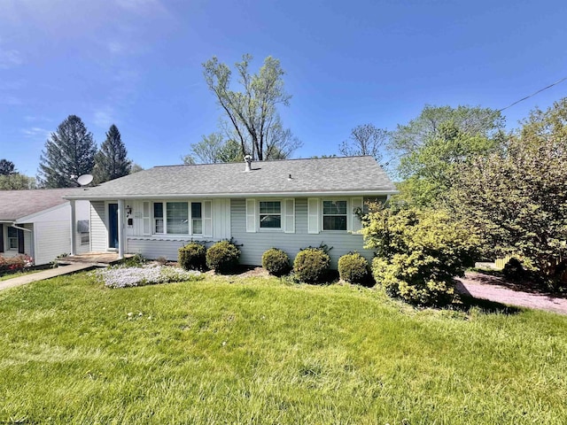 1223 Katherine St, Fairmont, WV 26554 - ranch-style home with a front lawn