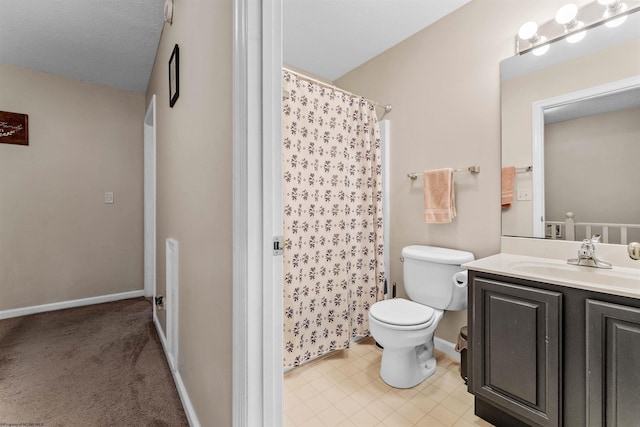 full bath featuring toilet, baseboards, curtained shower, and vanity