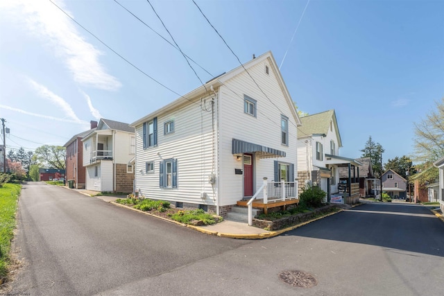 view of front facade with a residential view
