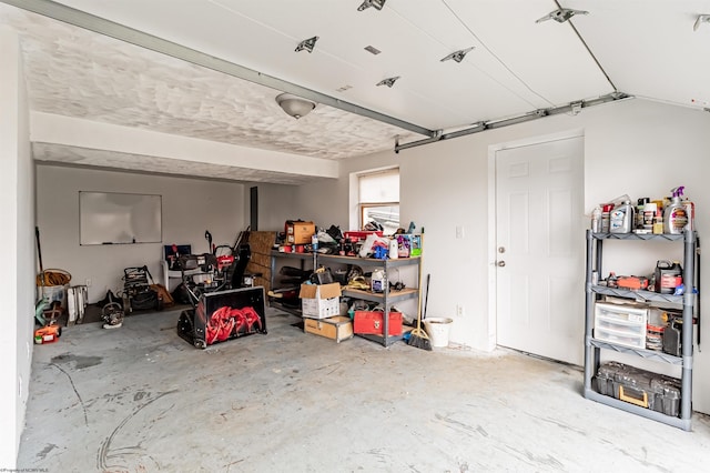 210 Rosedale Hill Rd, Maidsville, WV 26541 - view of garage