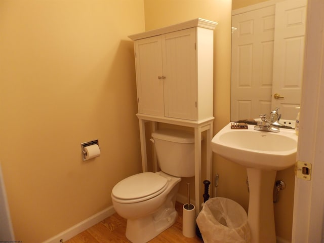 260 Donna Ave, Morgantown, WV 26505 - bathroom featuring baseboards, wood finished floors, and toilet