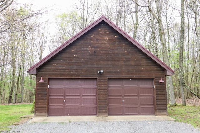 view of detached garage