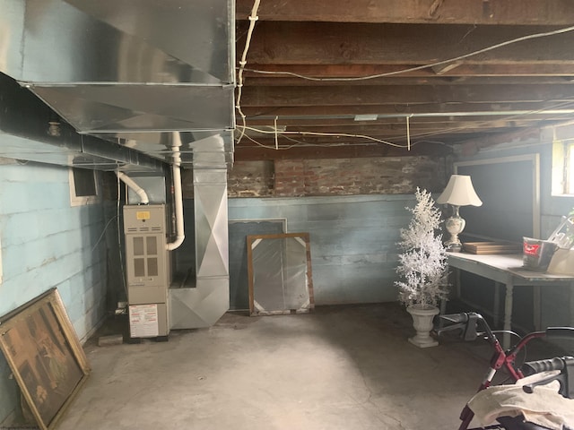 108 4th St, Spelter, WV 26438 - unfinished below grade area with heating unit
