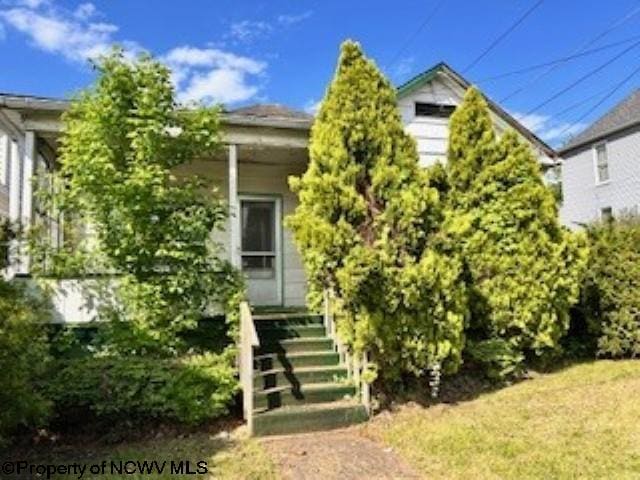 530 Newton St, Fairmont, WV 26554 - view of front facade