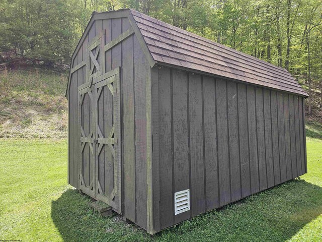 1368 Red Lick Run, New Milton, WV 26411 - view of shed with a wooded view