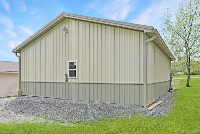 16 Cardinal Ln, Terra Alta, WV 26764 - view of side of property with a lawn