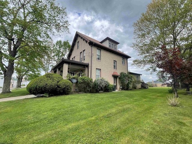 155 E St, Masontown, WV 26542 - view of side of property with a lawn