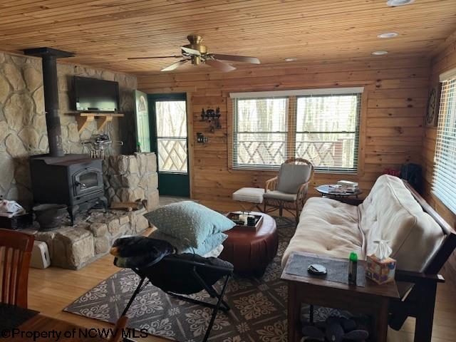 633 Mill Crk, Philippi, WV 26416