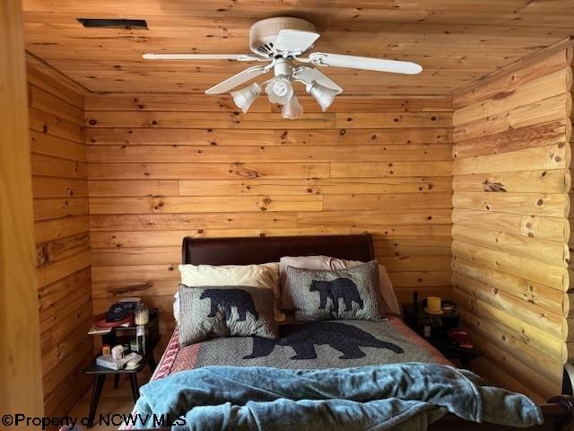 633 Mill Crk, Philippi, WV 26416