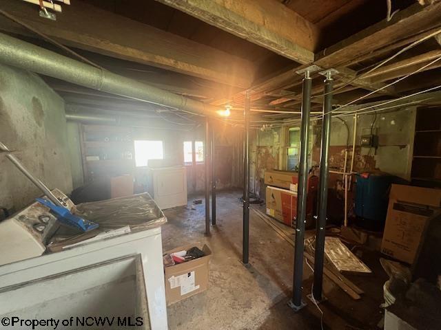 6142 Kanetown Rd, Tunnelton, WV 26444 - basement with separate washer and dryer