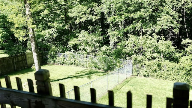1963 Point Marion Rd, Morgantown, WV 26508 - view of yard