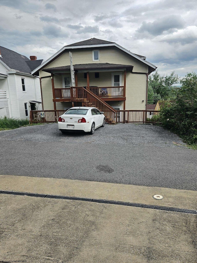 view of front of house